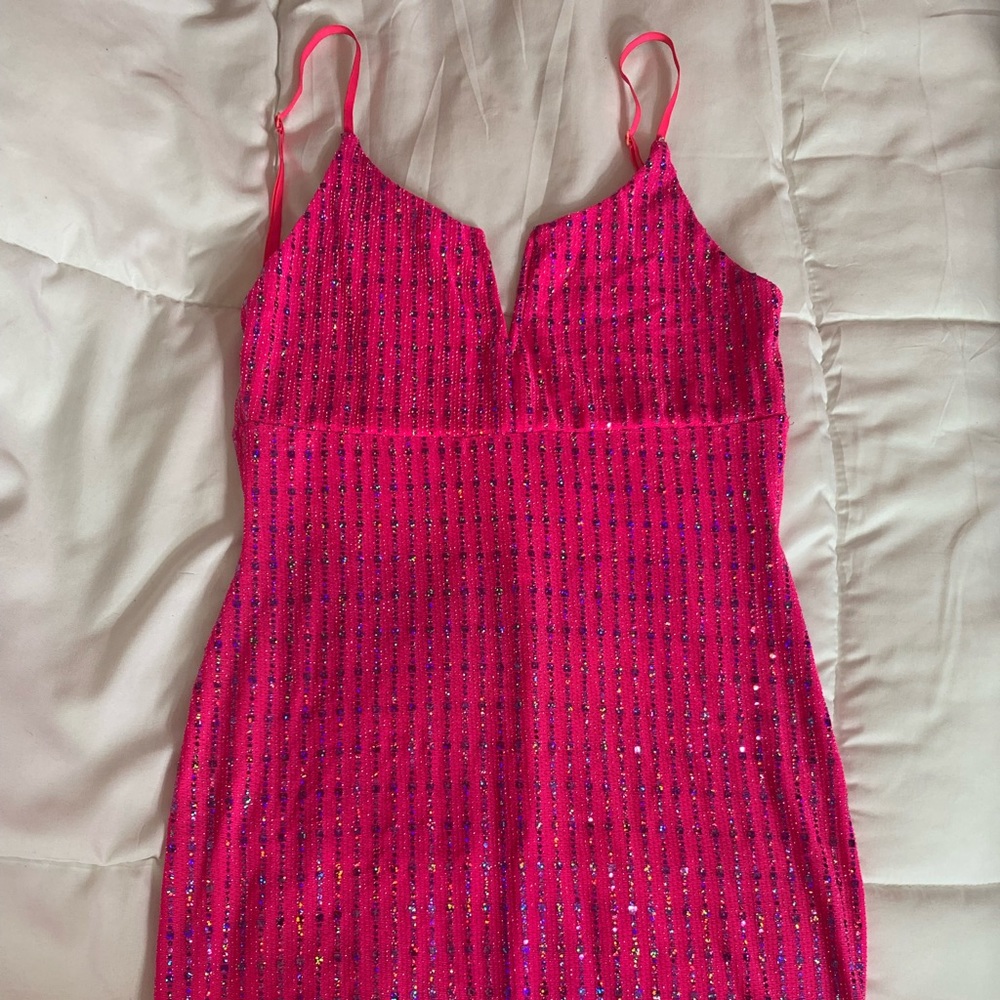 Dress - Picture 4 of 4